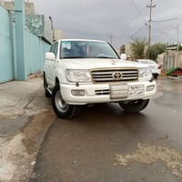 لاندكروزر • مكينة ٨ • ٨٩٠٠٠ كم