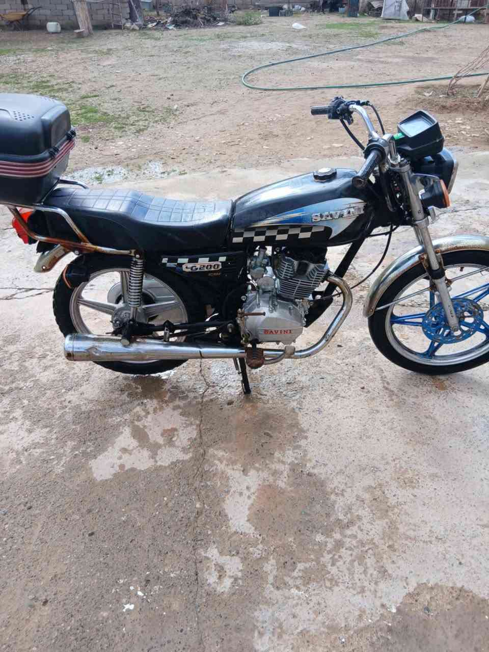 سلام عليكم اخوان دراجة لبيع موديل 18اورق موجود محرك مفتوح سعر 350
‏‪0776 430 5799‬‏
***********
