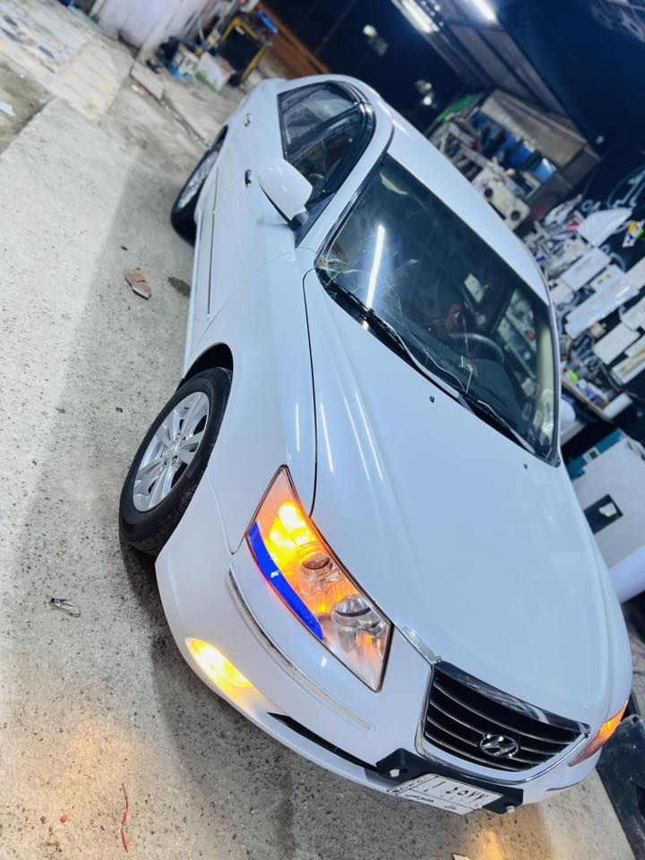 سوناتا 2009 خليجي مكينة 2400
بيها 4 قطع صبغ. ( ابيع حزام ) 
تخم تاير مكينة وكير مكفولات 
داخل نضيف 100‎%‎ 
مكاني بابل سدة الهندية 
***********
***********
