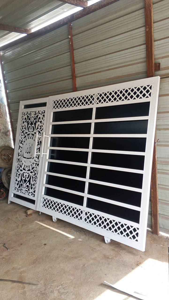 "حدادة صادق القريشي
خبرة في تجهيز وتصنيع أعمال الحدادة للمجمعات السكنية
أسعار تنافسية لأهالي واسط الكوت
تشمل:
- أبواب حديد
- شبابيك حديد
- سور حديد
- هياكل حديدية
للتواصل: [رقم الهاتف  ‏‪***********‬‏ــ ‏‪***********‬‏أو طريق كوت بغداد منطقت البتار مقابيل مستوصف الطبي العنوان]"
