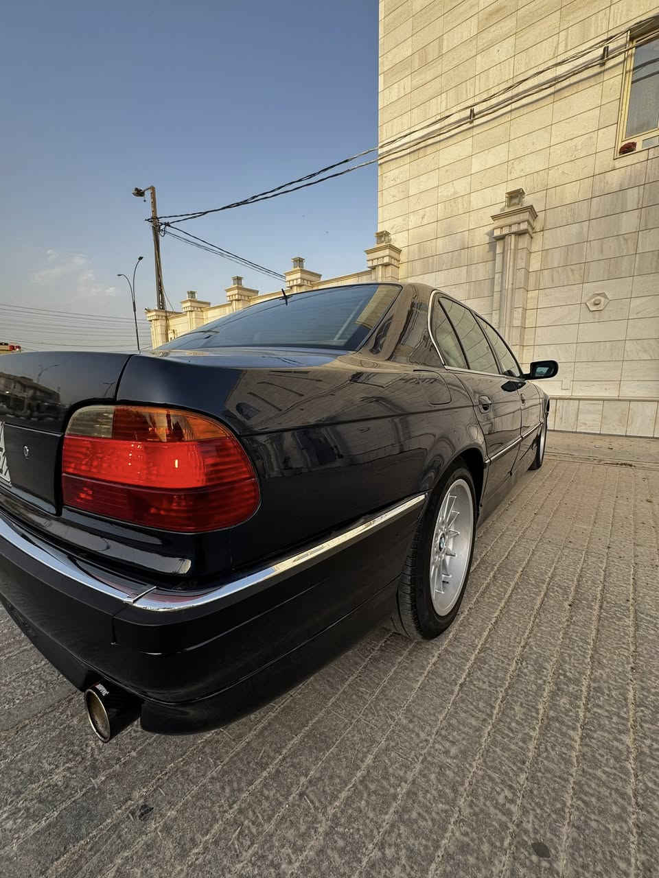 السلام عليكم
لبيع خفاش 735i مكينه 8V كير تبرونك -/+

رقم بغداد الجديد بسمي هزه جديده تحويل ثاني يوم 

فول مواصفات فتحه جام كشنات جلد كهرباء

تدفئه تحكم 16حركه شغال  

تخم ويل اصلي مال خفاش وبي تخم تاير جديد 

مكينه جديده كير جديد كفاله عل فحص

تبريد شغال ثلج قطعتين شغال تحكم التبريد بيانو

مري شفط مع سنتر لوك

سنترلوك بلادي شغال

لد ترحيب يده خارجيه  

لد اناره يده داخليه

برده خلفيه كهربائيه شغاله 

سياره 5بردات 

جنطه شفط شغاله

شاشه كاربلي اصليه سستم صوت بلادي مع دمام خلفي بلادي منضومه زنون اصليه مع زرع عدسه وسوارات اصليه

مال حاويه وبعد موصفات الخفاش المعروفه 

السعر 98 بيه مجال   

مكان السياره النجف ***********
