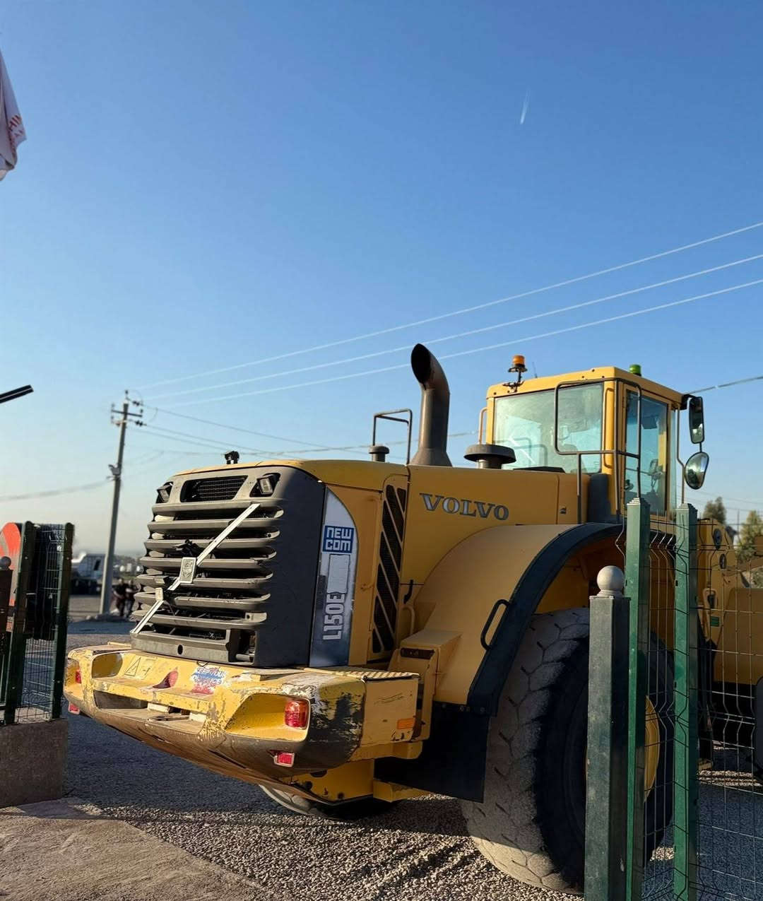 للبيع - بۆ فرۆشتن دخول جدید
———————
شفل  : VOLVO
حجم : L150E
موديل : 2005
مکان   :اربیل قضا ٕخبات معرض باران
—————————
بۆ زانیاری زیاتر پەیوەندی بکەن بەم ژمارە تەلەفۆنە 

***********
***********
