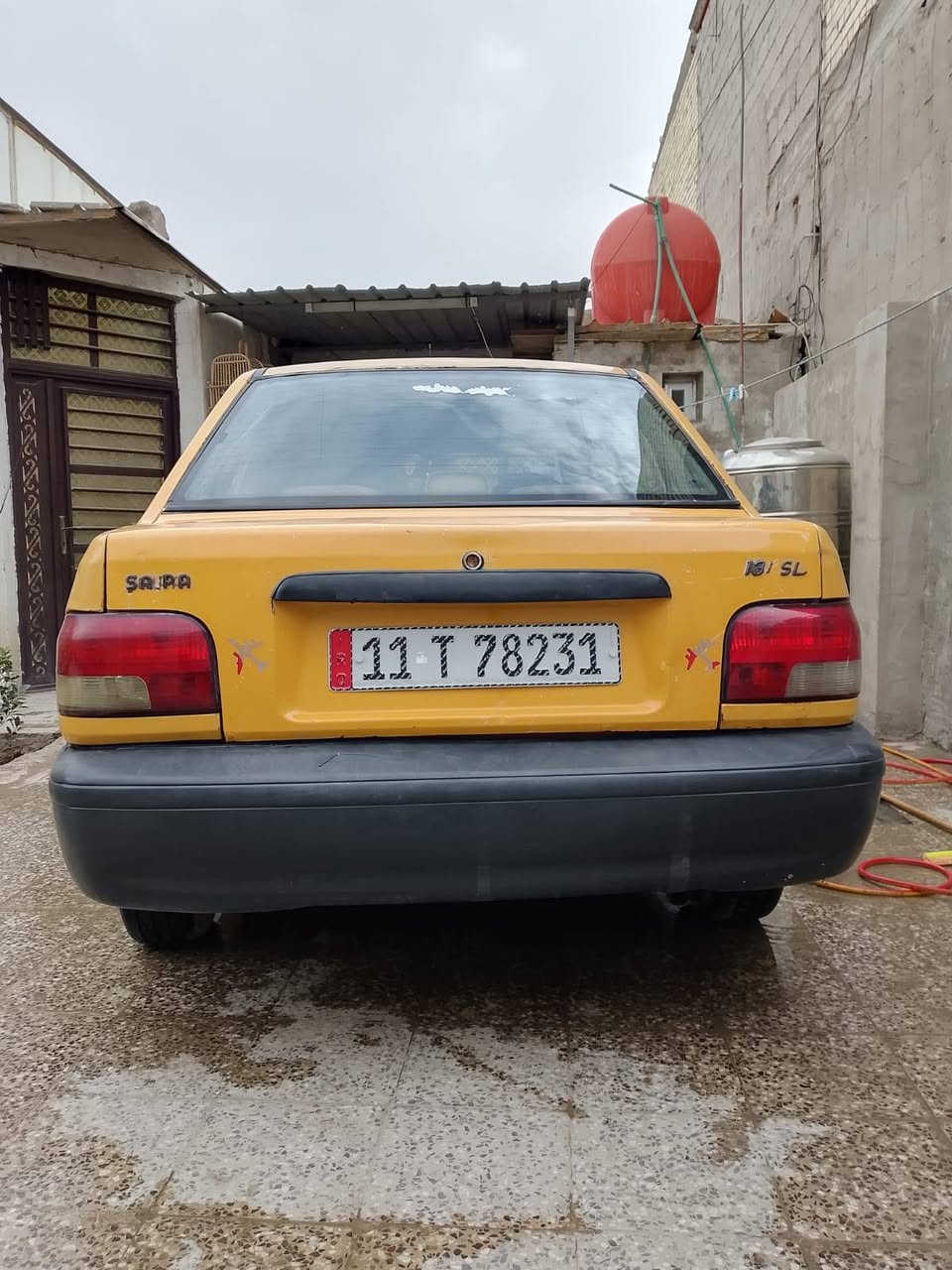 السلام عليكم سايبه موديل ١٢ للبيع رقم انكليزي مصفره السنويه لل ٣٠ السعر ٢٦  *********** مكان السياره بغداد الامين الثانيه
