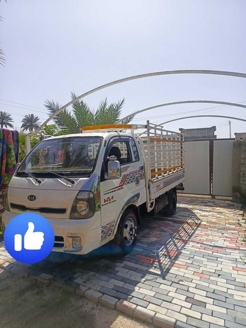 سلام عليكم
كيا فحل 
مكفوله من كلشي 
من محرك كير أكسل شاصي 
تبريد شغال 
محوره 14ستد 27تركي 
تانكي محور 120
العنوان بغداد 
السعر 128
***********
