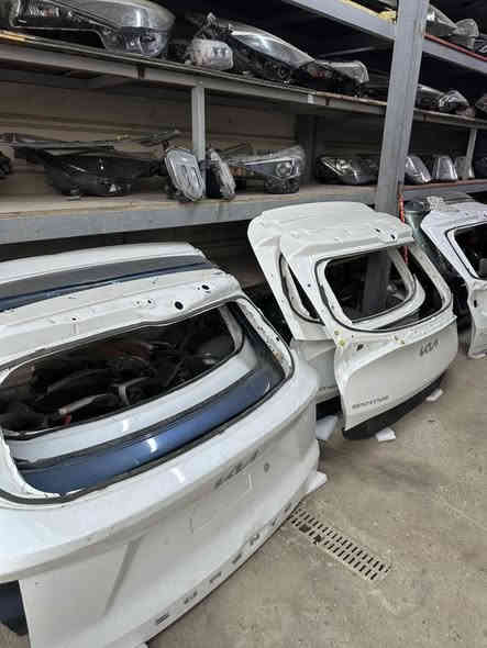 ⭕️تتوفر لدينا كافة قطع غيار السيارات الكورية وارد الامريكي 
( محركات/ كيرات /دعاميات /ابواب /صدر أمامي وخلفي /كهربائيات /حساسات /الكترونيات )

🔹 العنوان مشتل شارع العام 

متواجدون من ساعة 8صباحن إلى 5 عصر 

*********** محمد الكناني 
 

*********** احمد الكناني
