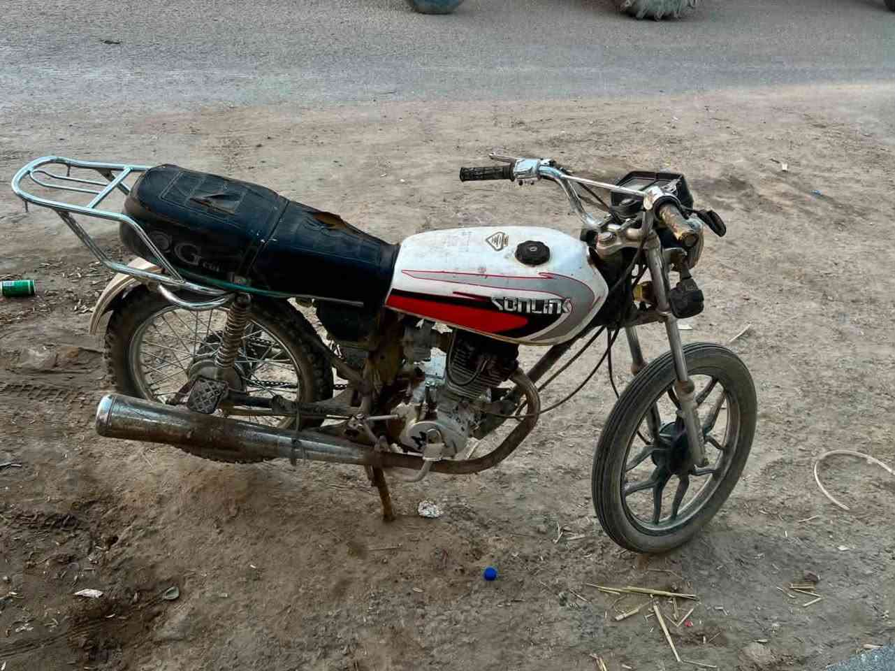 دراجه لبيع دراجه نضيفه سعره مناسب جداا ل ستفسار ***********

