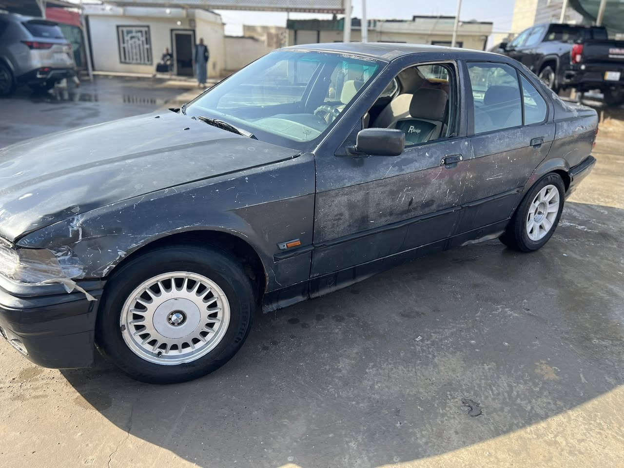 بي ام 325 خفاش
كير محرك مال كصه شرط 

كهربائيات كلها شغاله صدر امامي جديد خلفي نص عمر

سياره جاهز تحويل فقط 

سعر15 وبيه مجال 

ترهم مراوس حسب القناعه

***********
