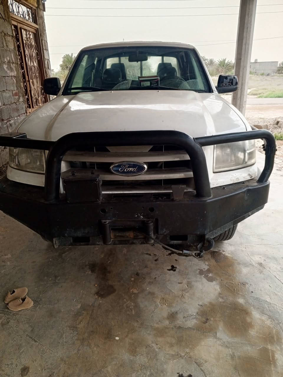 السلام عليكم اخوان اخوان عندي هاي البيكم رانجر للبيع مقفوله جير محرك اكسنت واصي وم دش حداديه امامي خلفي مكانها ببغداد اللي يحب خلي يتصل على رقمي سياره مال جناي متوازي على بيئتها وبيع سريع *********** و 2008
