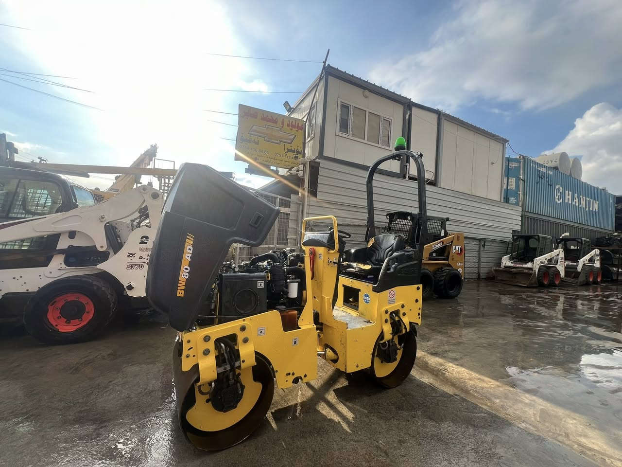 Bomag 2011 80سم   
دخول جديد محريك كابوته 3 سلندر 
جديد جديد ارخس سعر  مكان أربيل صناعه شيماليه 
*********** ***********
