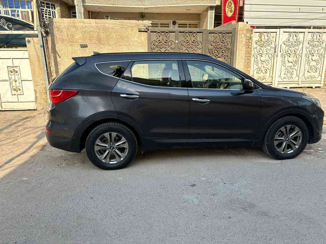 سلام عليكم ستافيا موديل 16مراوس وللبيع بيه طخه جاملغ وبنيد وبيه بيبان وجاملغ خلفي , صبغ كلير مكينه اربعه سندر خمسه راكب سياره كشن كهربائي شاشه وتحكم ستيرن اتصال على هذه رقم بيع  ***********
