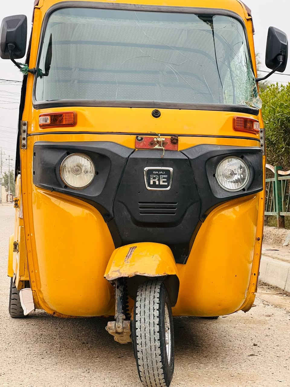 تكتك للبيع موديل 2021 سنويه تكتك كفاله عامه كشره ومحرك  المكان ابو رمانه الشراي يخابر ويدلل ***********
