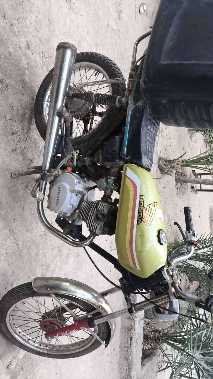 سلام عليكم دراجه ايراني ارشا عوزه تجفيت سعر 350 وبيه مجال بدون صندوگ مكان بصره ابو الخصيب


**إذا كنت صاحب هذا الإعلان وتريد حذفه لأي سبب، رجاءا أرسل رسالة إلى الدعم الفني**