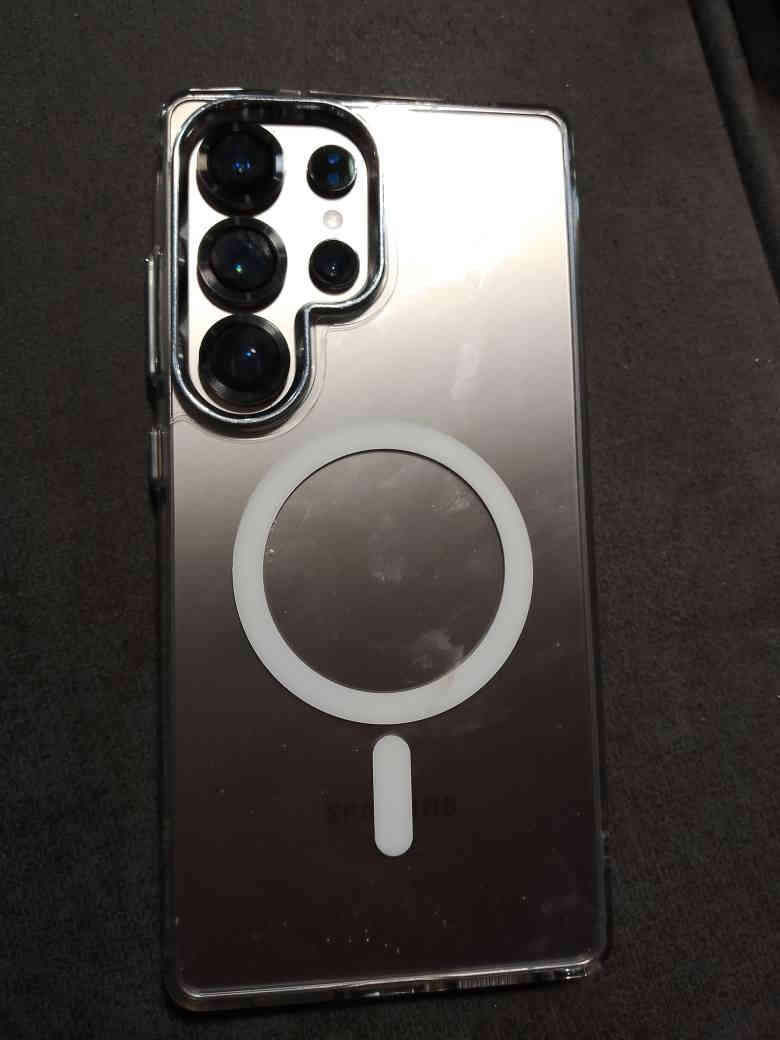 تلفون اخو الجديد استعمال جدا قليل مع شاحنه اصلية مكاني بصرة الزبير
سعر مليون و٣٥٠ 
*********** ابو الخصيب, البصرة
