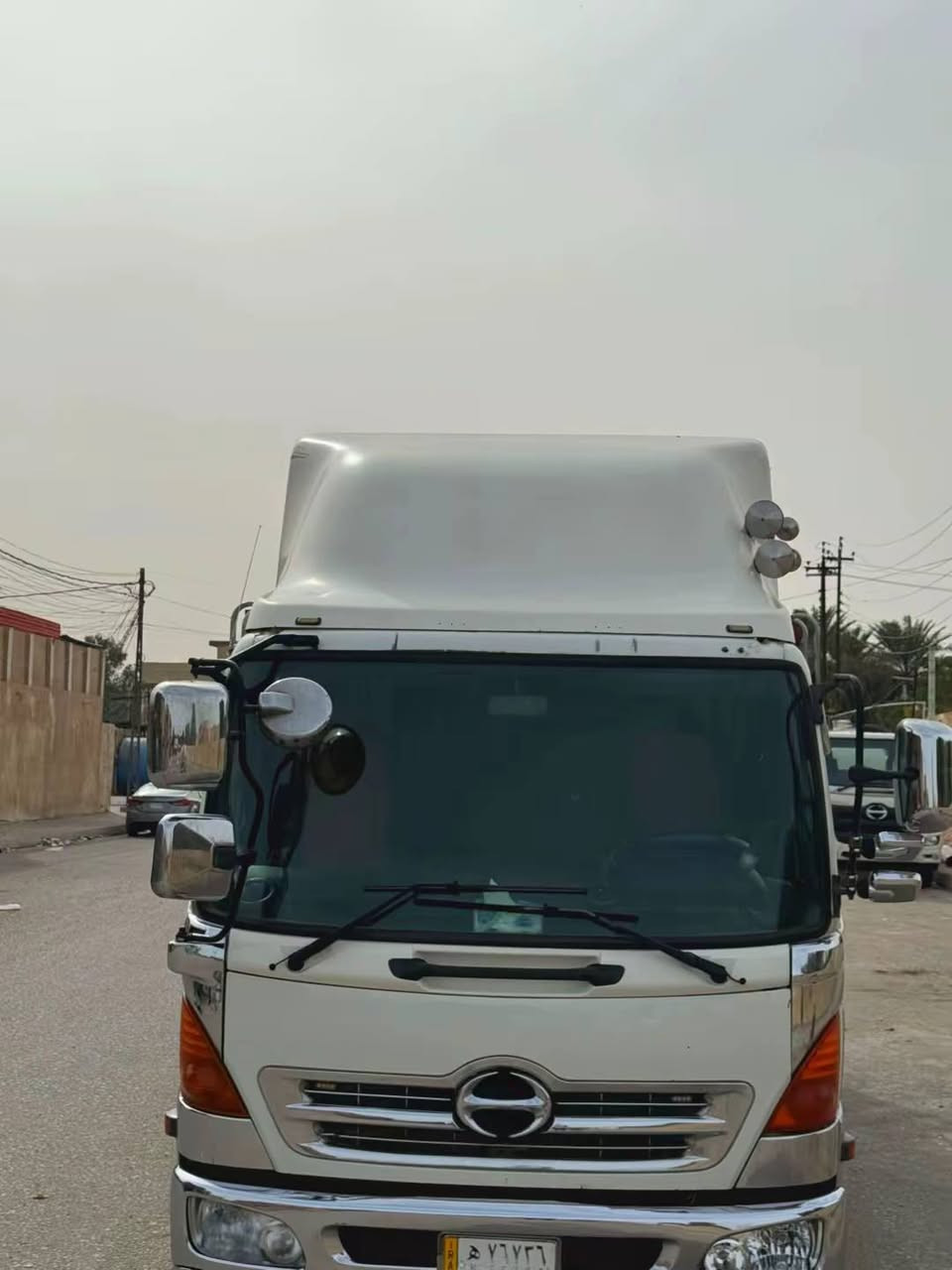 هينو شيطان موديل2002 منزل موديل جديده مكفوله كفاله عامه مكينه فول عادي  لا بخار ولا تنقيص شاصي مكفول طول 6وربع رقم بغداد مكانه كربلاء المقدسه رقم المبايل***********
