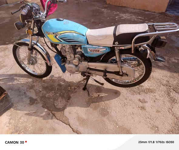 سلام عليكم دراجه البيع موديل 18محرك مامفتوح دراجه كلك نضافه فول كهربايات كلهه شقاله  السعر 500وبيهه مجال مكاني جصان وهاذه رقمي ***********
