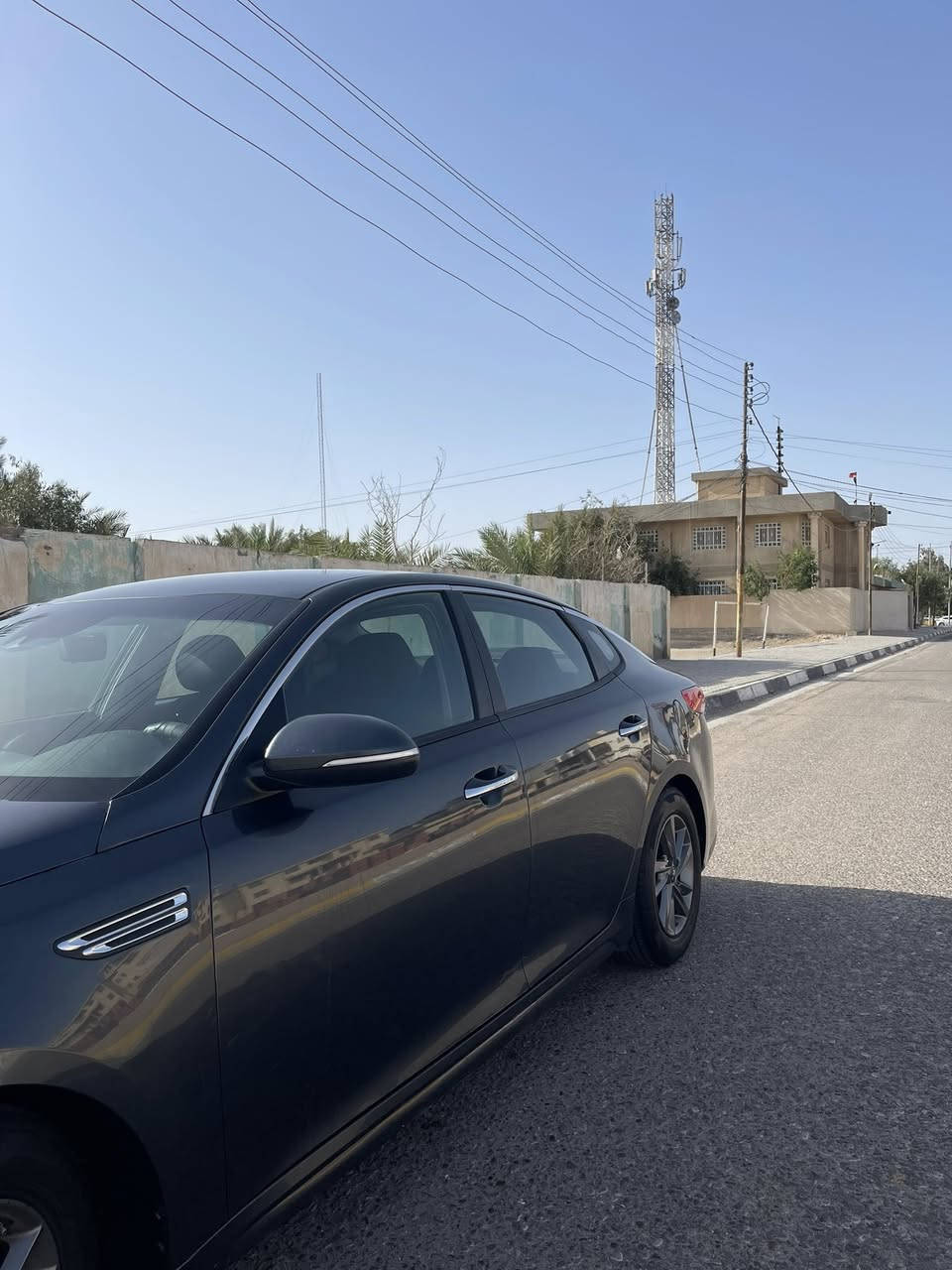 السلام عليكم بيع او مراوس مكاني كربلاء
اوبتما 2020 محرك GDI 2400 

ماشية 147

رقم بغداد انلكيزي بأسمي مباشر 

حادث السيارة بامريكا جاملغ بس صور الحادث بالنشر

🔰 مواصفات السيارة 

رادارات جانبي وامامي

قيادة ذاتية 

حساس خلفي وكاميرا 

شاشة بلادية 

تحكم ستيرن 

✔️كير محرك بلادي مامفتوحات حدادية جاهزة 

✔️تبريد ثلج 

✔️سيارة كلش حلوة 

✔️منضومة زنون 

السعر : 129 وبيهة مجال بسيط 

مكاني كربلاء - ***********
