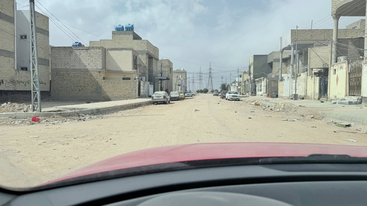 السلام عليكم
قطعه ارض 200م طابو صرف باسمنه شارع 30 بي حديقه وسطيه يعني مكانها يخبل مدخلها من جه الحولي شارع 25 ومداخلها من الجه الثانيه شارع 30 وبيها مداخل ثنين شارع 10 و كامل خدمات وحاليا مرحلة تاهيل الشارع كامله فقط التبليط للبيع الميلاد / حي الاساتذه / 85430
الموقع جدا ممتاز 
للاستفسار التواصل على الخاص او وت ساب او اتصال  
***********
السعر 150 وبيها مجال
