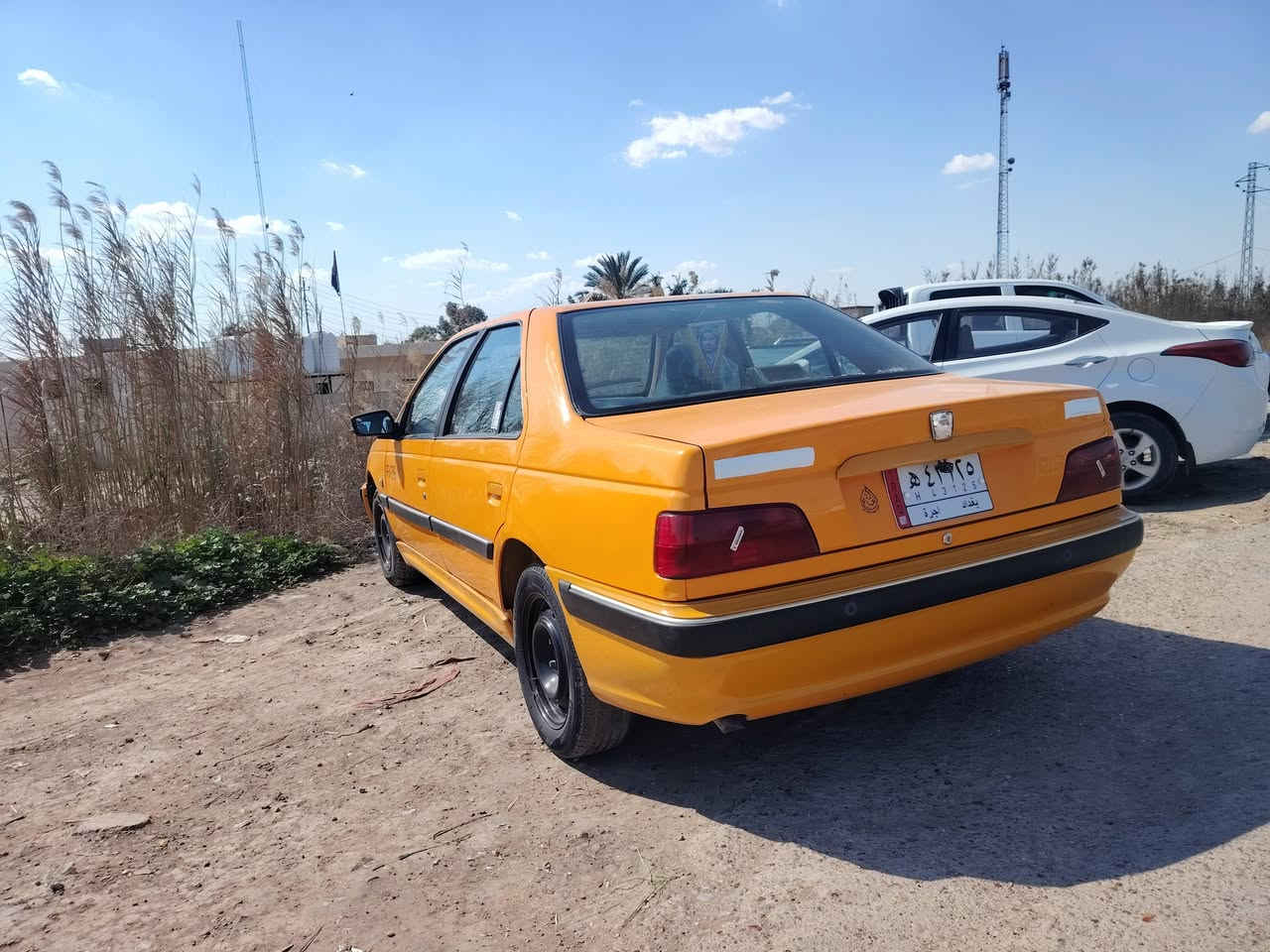 السلام عليكم بيجو بارص موديل ٢٠٢١ السياره كفاله من الصبغ بيها بارد بخشم البنيد وبيها طخه خفيفه باب السايق والباقي كفاله تبريد ثلج كلج جديد توني شاده المكينه تكص دهن السياره مال مصرف مطلوبه واستقطاع مباشر السعر ٥٨ وبيها مجال ***********
