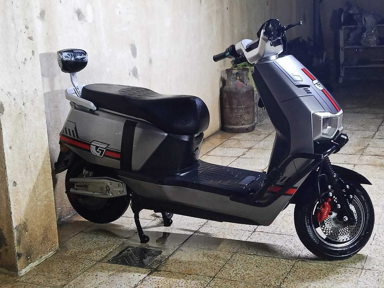 GT
للبيع 

بطاريات عدد 6

850وبي مجال 

***********
