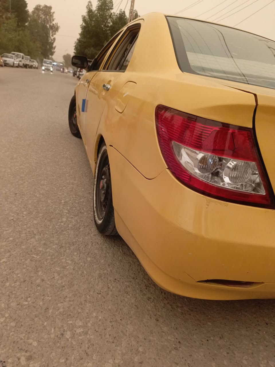السلام عليكم 
#للبيع  BYD 2011

رقم بابل نكليزي باسمي سنويه 31
تقريبا صارلي 20يوم من حولته يعني مصفره من كلشي
كير او محرك بل جيس تبريد كمبريسر بيه صوت 
كهرباياته كله جاهزه السياره بلاديه فقط معمره خياساته 
السعر 43 مجال بصيط
  مكاني بابل جبله *********** متوفر وتساب
