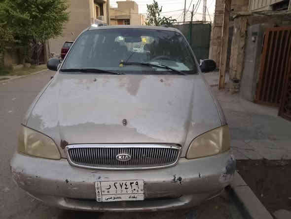 كيا كرنفال. موديل1998  سنويه لغايه 2027 محرك بنزين  بحاله جيده تبريد 3 قطع  عاطل والكشر  موضح بالصور  السعر 42. وبيها مجال ***********
