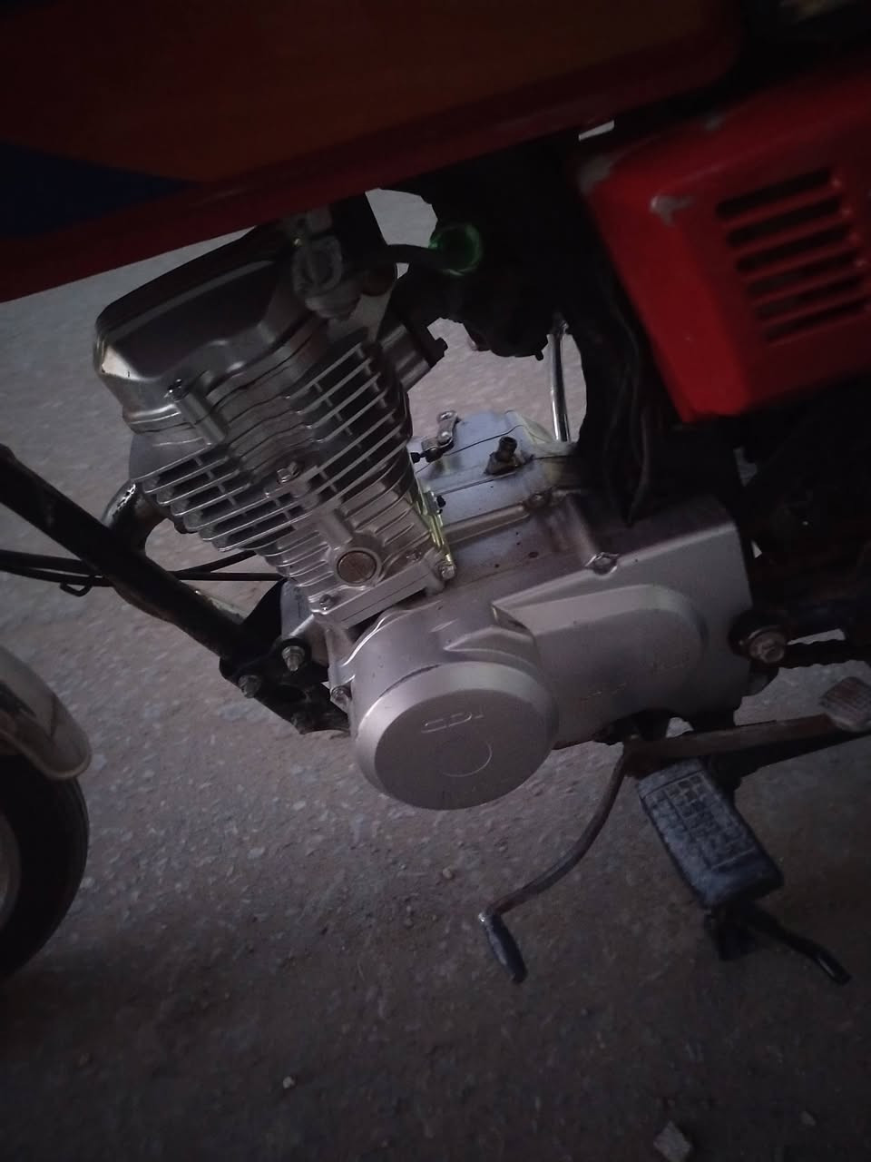 سلام عليكم دراجه نامه  اصولي مديل 2021 تروح ابوجهك اترقم دراجه محرك برغي ممفتوح بيهه محرك شرط الكفاله كهربيات كلهه شغاله السعر 700 وبيهه مجال للشراي الاعنوان كربلاء سيد اسماعيل رقم التلفون ***********
