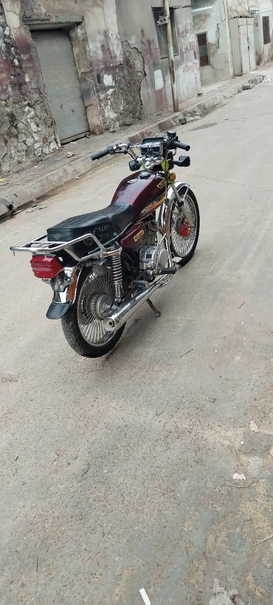 السلام عليكم ماطور سونك 2023 ماطور فول نضافه محرك شرط كهربائيات كله شقال منفيس موجود سعره 475 وبيه مجال شراي تعال خاص وتدلل مكاني كركوك ***********
