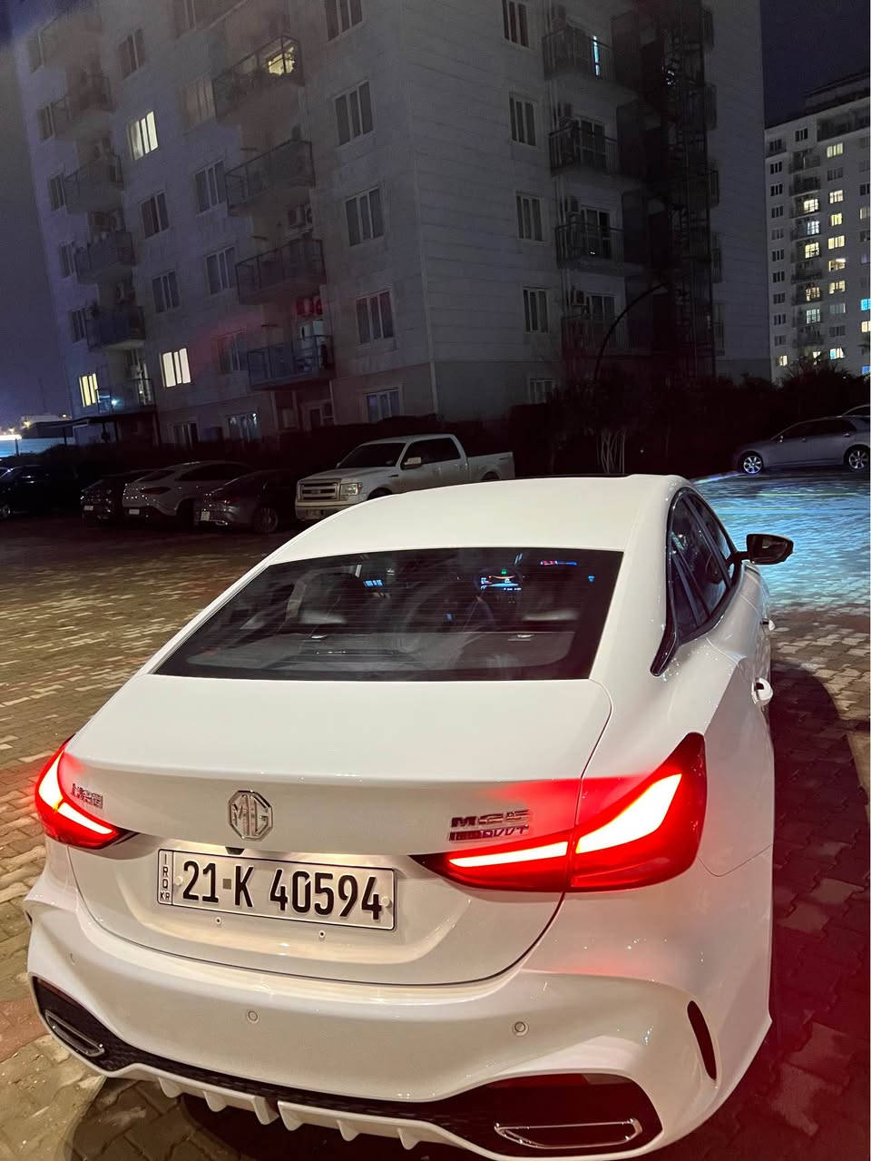 MG GT 2025
بێ بۆیاخ 
سلایت 
بەسمە
شاشە ئەکتیڤ
٩٠٠٠ کم ڕۆشتوە
زۆۆر پاک و جوانە سەیارەکە
بێ بۆیاخ یەک قەلەم کاری بچوکی هەیە
شوێن:سلێمانی
سعر: $122 مجال
ژت:*********** السليمانية, العراق
