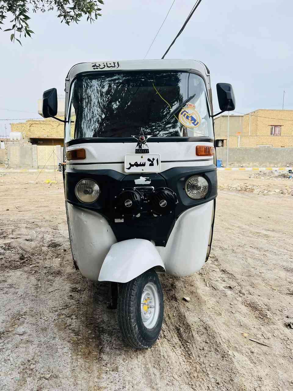 سلام عليكم تكتك للبيع موديل 22 أوراق شويه تعبانات سعر 5250 مكاني واسط قضاء الحي شراي اتصل ***********
