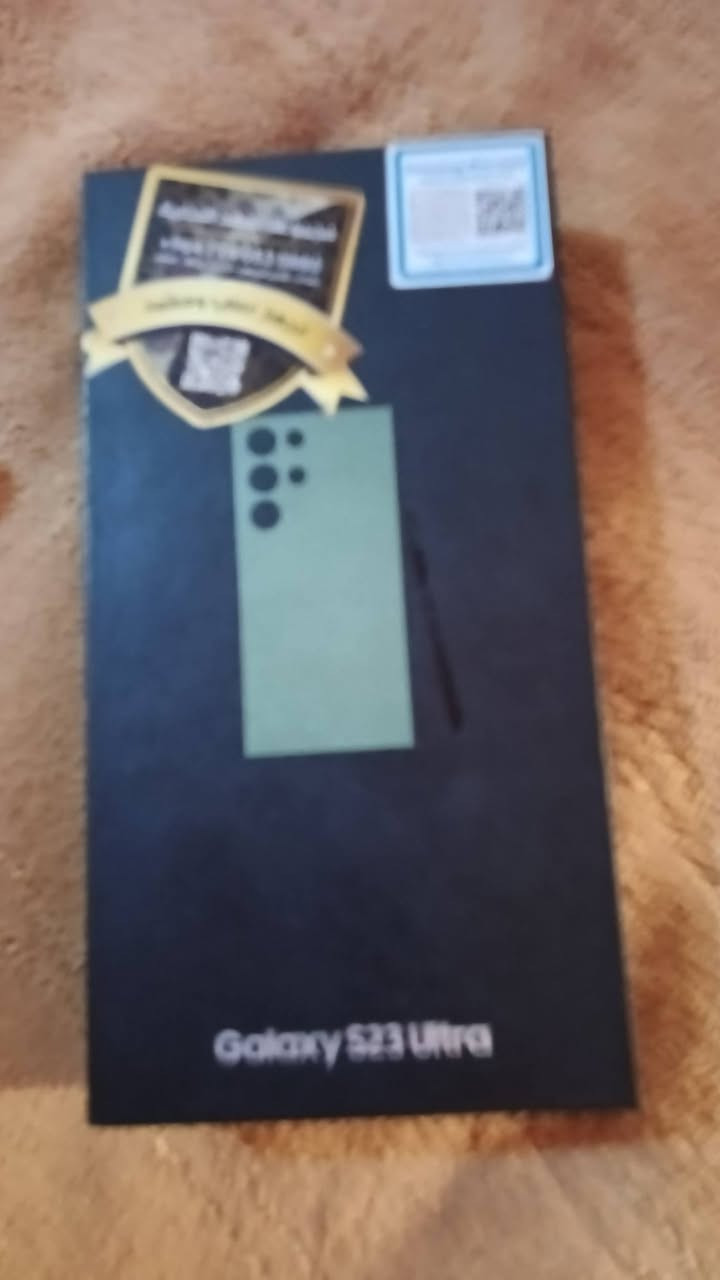 ***********سامسونج  23الترا كفاله ملحقاته كامله ذاكره 512 سعره 700
