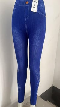 ملابس • ٦٠٠٠ درزن • دبي