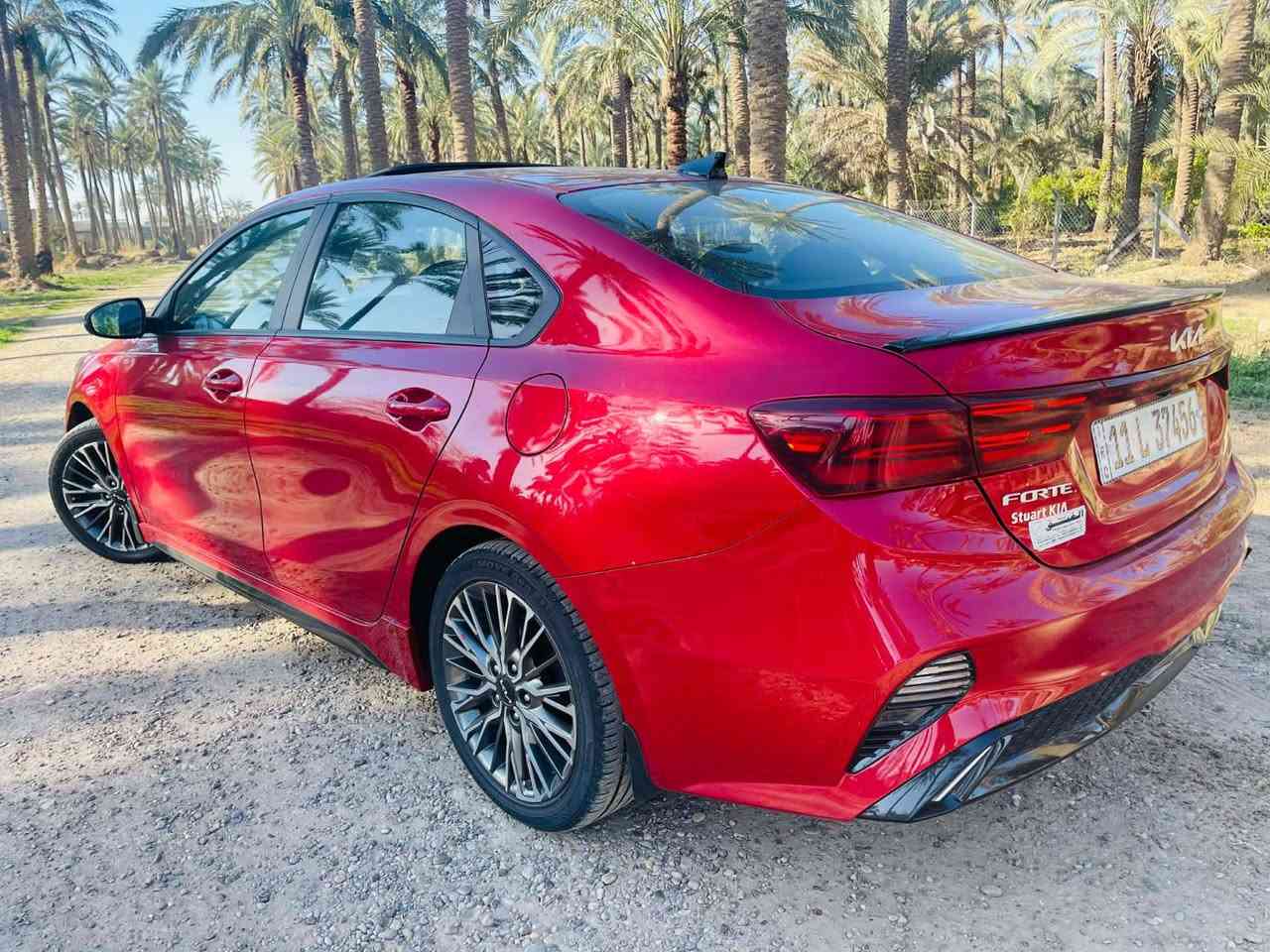 السلام عليكم للبيع كيا فورتي 2023 جي تي لاين فول مواصفات رقم بغداد بسمي سيارة جديدة حادث فقط دعامية أمامية بدون أي داخل مكاني بغداد السعر 160 ورقة وبيهة مجال قليل ***********
