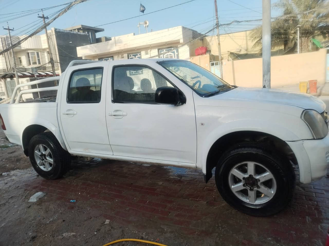 السلام عليكم شوفر لوف كير مكينه فيشه وبطل اسود ٣٠٠٠  مكان السياره الحيدرية خان النص بين النجف وكربلاء ***********       ( 32) وبيها مجال  اذا مراوس ب ٣٠٠
