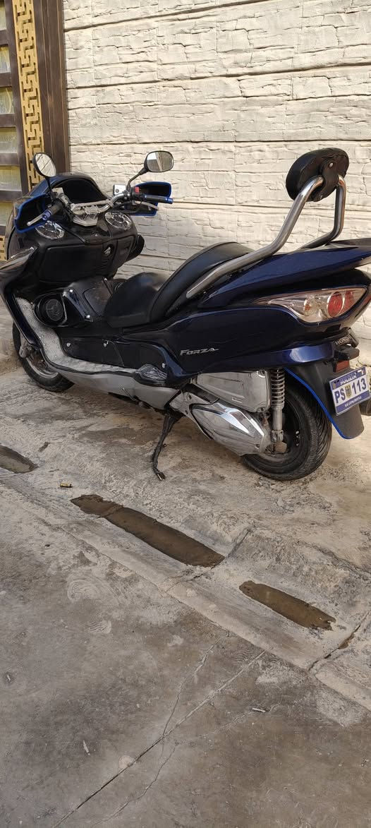 08 عميه مزوده فول اوراقه كامله كلج امامي خلفي حاويه لغود ترايش صفح 4يماعات اي نقص مابيه سعره قفل قفل قفل 13ورقه يرحم والديك ذكرت سعره الي تعجبه ع راسي وشايف خيره والي متعجبه ليراسلني ويعامل وشكد قفله لان سعره نهايته مكان ديالى جلولاء ***********
