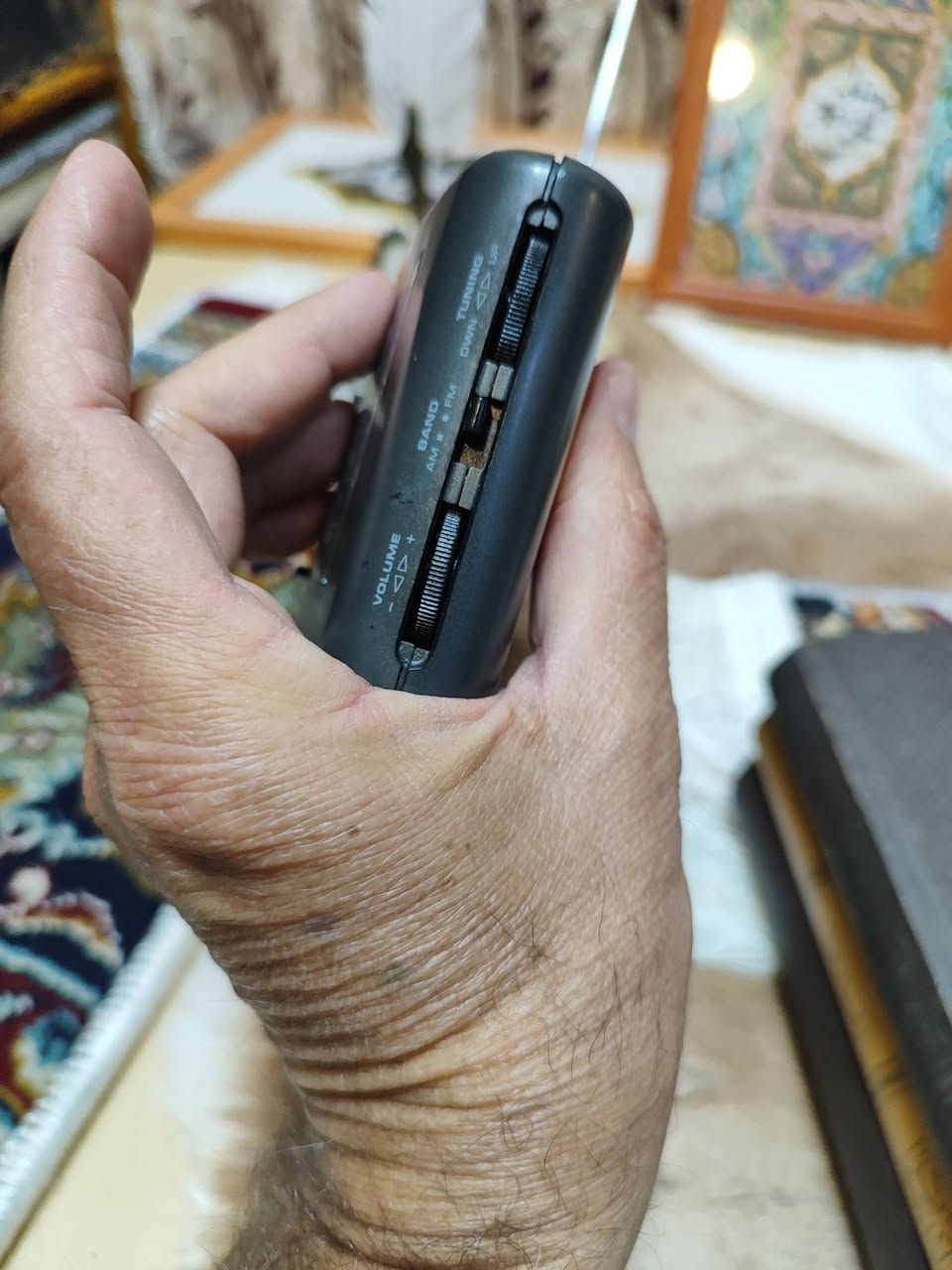 راديو باله فرنسي موجتين
سعره 25 يشتغل بس بأتري قلم 3 
توصيل جميع المحافظات


**إذا كنت صاحب هذا الإعلان وتريد حذفه لأي سبب، رجاءا أرسل رسالة إلى الدعم الفني**