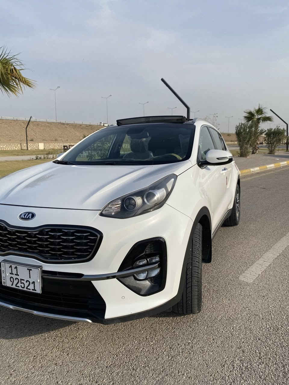 السلام عليكم
للبيع سبورتج جي تي لاين 2019 خليجي 
بيها بارد قليل بالهلال الجاملغ الخلفي موضح بالسونار
ماشية 102
رقم بغداد مشروع وطني .
السعر 208 بيها مجال بسيط 
مكان السيارة الفلوجة 
للاستفسار ***********
