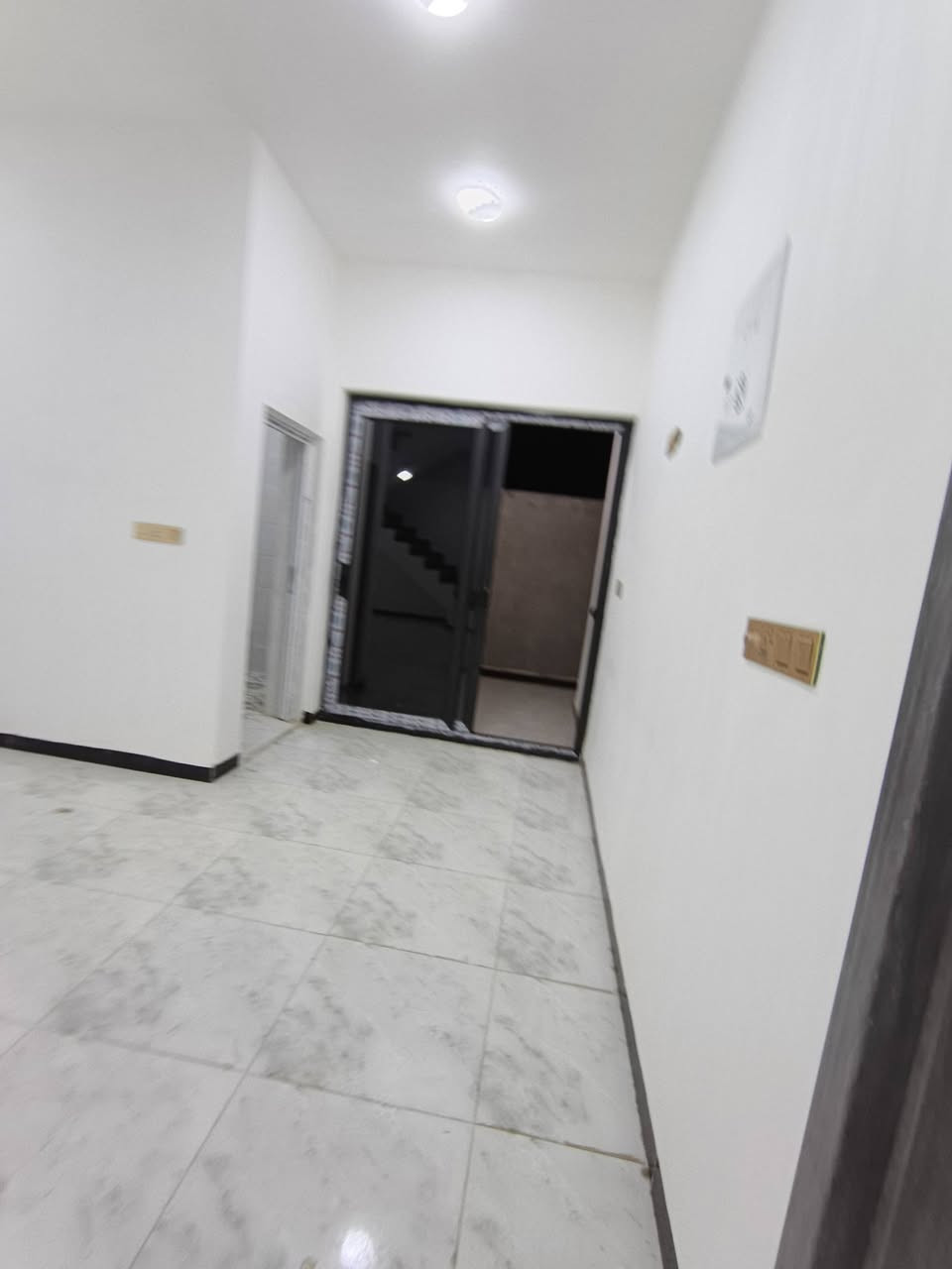 دار للبيع  طابقين بناء 2026 تسليم مباشر 📌🏘
 المساحة 210م٢ / عرض الشارع 10م
طابو زراعي سند 25 تحويل مباشر
     الموقع : بابل الحله 
 الوردية داخل قرب 
       مدرسة مالك الاشتر الابتدائية 

للأستفسار الاتصال على الارقام 
***********
***********
