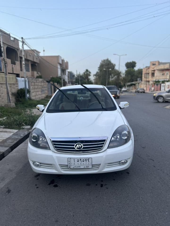 ليفان 520
2012
محرك كير شرط
كير عادي 
كوبون بانزين
حداديه كامل 
***********
