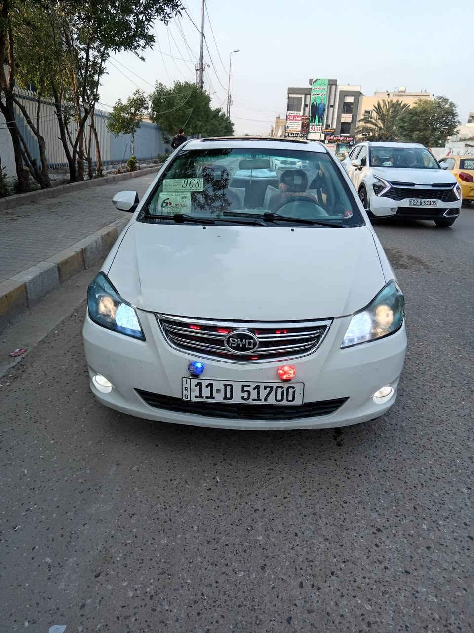 السلام عليكم بي واي دي ٢٠١١ جاهزه مكينه وكير خير من الله كهربئيات شغاله تخم تاير صدر جديد غرفه حلوه مشروع وطني كير اوتو ترايهه حلو السياره رقم بغداد الدولي شاشه كامره تحكمات فتحه شغاله السياره مكفوله من الضربه والصبغ فقط باب سياره جاهزه السعر ٤٨مكان السياره بغداد الحريه الاتصال ***********
