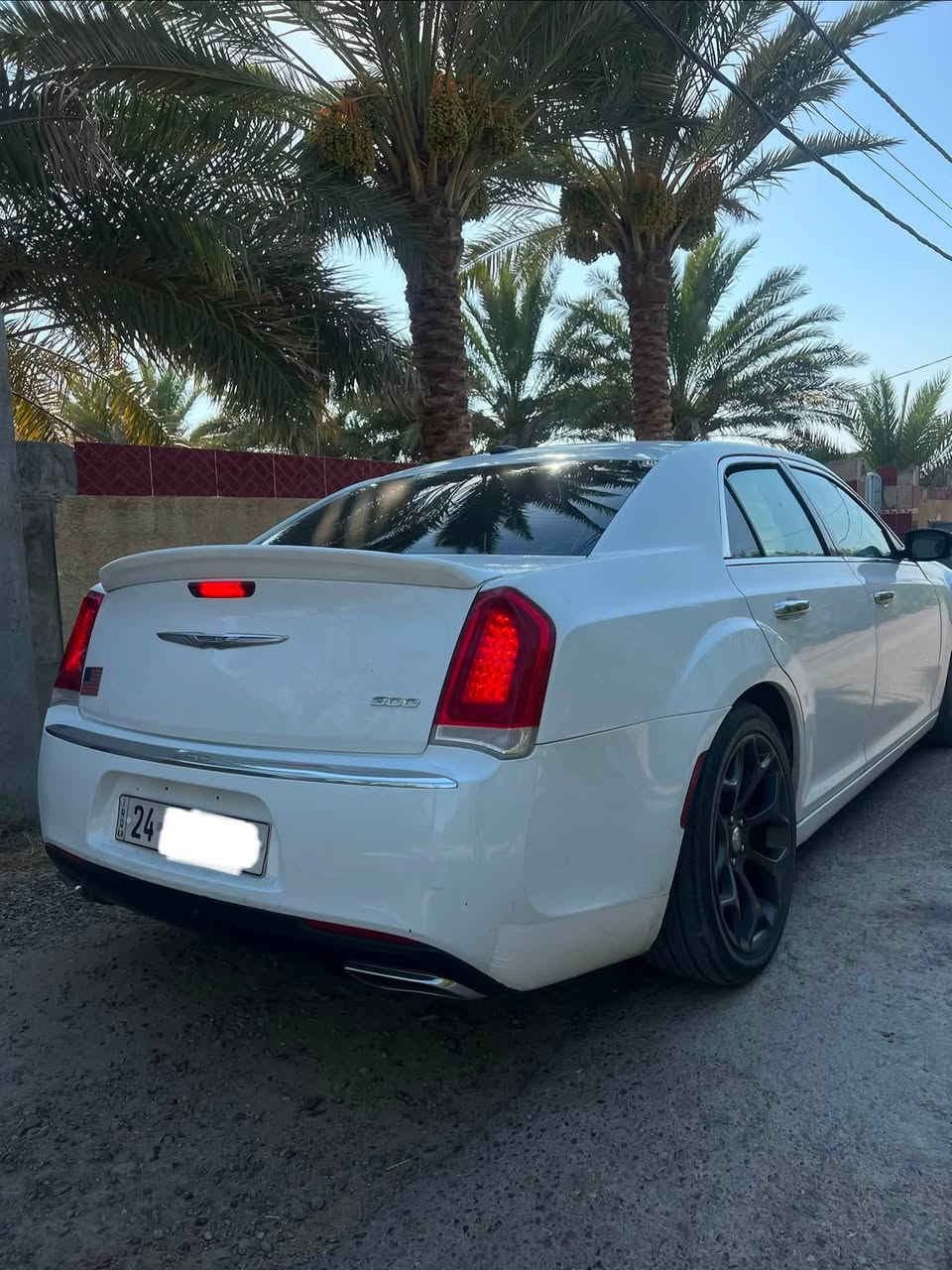 اوباما 2017 c300 محدث بجم S وارد امريكي داخله كلين بيها قطعه صبغ وحده فقط باب الصدر ومكانات بارده قليله وبسيطه رقم دهوك هزة جديدة ماشيه 122 الف ميل مواصفات فول فتحه بانورما كشنات جلد بصمه تشغيل عن بعد السعر 225 وبيها مجال قليل
 مكانها بغداد 
للأستفسار ***********
