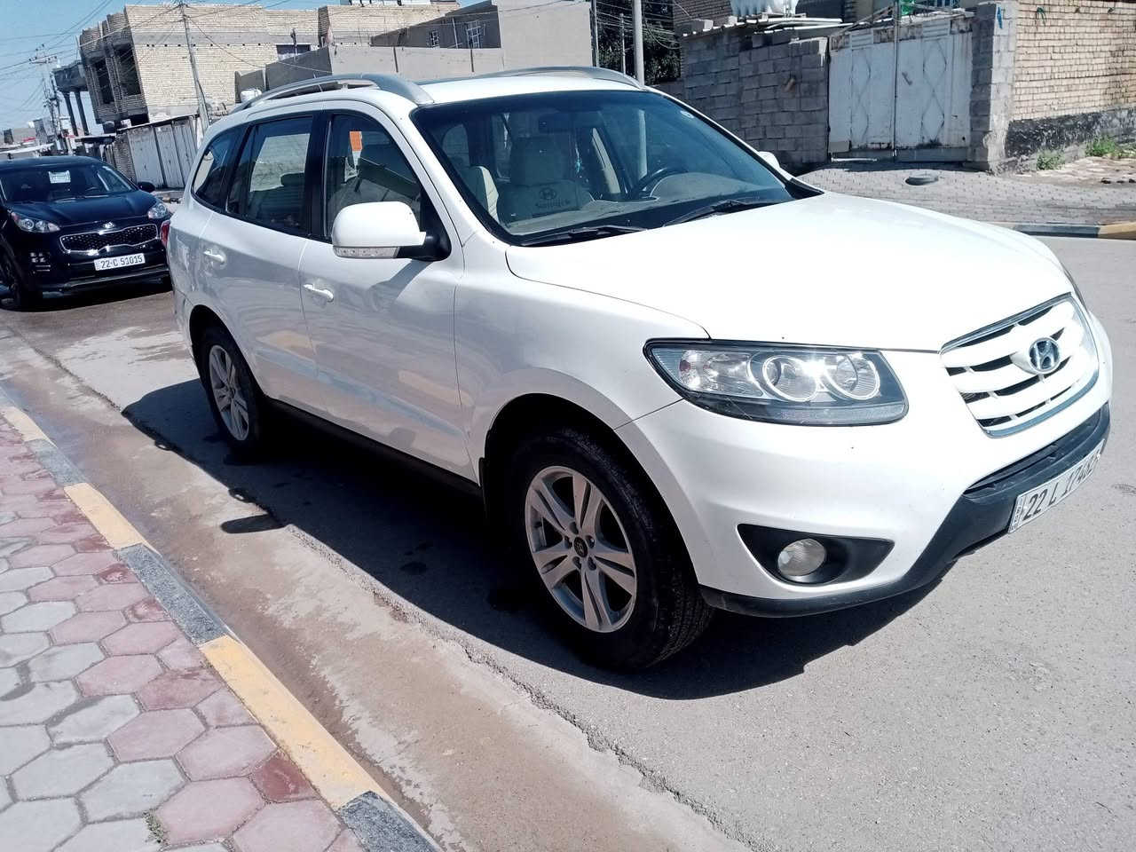 🚗 للبيع: هيونداي سنتافي 2011
🔹 محرك: 4 سلندر 2400
🔹 السيارة بحالة جيدة وجاهزة للاستخدام
🔹 بيها صبغ أمامي (موضح بالفحص)بالسونار 
🔹 باقي السيارة وضعها جيد

💰 السعر: 142 (قابل للنقاش للجادين)
📍 الموقع: واسط / الحفرية
📞 ***********

📋 الفحص متوفر (مرفق بالصور)
السيارة تستحق المعاينة 👌
