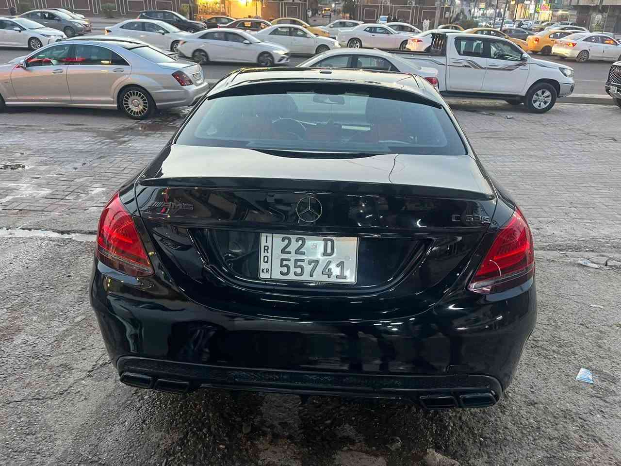 السلام عليكم
مارسدس C300 - موديل 2018 
تو ويل
كت كلش حلو ومميز ومسستمة AMG

 • فتحة سقف 

 • شاشة معلومات وسطية

 • تحكم كامل من الدركه

 • مقاعد جلد كهربائية

 • أنوار LED أمامية وخلفية

 • تشغيل بصمة 

 • دخول ذكي

 • نظام ملاحة 

 • بلوتوث + USB

 • حساسات أمامية وخلفية

 • كاميرا خلفية

 • نظام تثبيت السرعه

 • الممشى:76مايل

 • الحالة: صفر مسج

بيها جاملغين مبدلات نفس اللون بدون صبغ AMG 

وبنيد صبغ 

باسمي تحويل او وكالة حاضر 

تحياتي للجميع

***********
