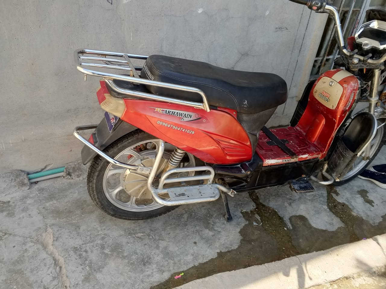 ✔️ شغال
✔️ بطاريات نص عمر 
✔️ لايت أمامي شغال
✔️ هورن شغال
✔️ شاحنه صليه
✔️شرط لفحص 
✔️ بريكات شغالة
✨ ***********

 مكاني شهداء 
💰 السعر: 250  وبي مجال
