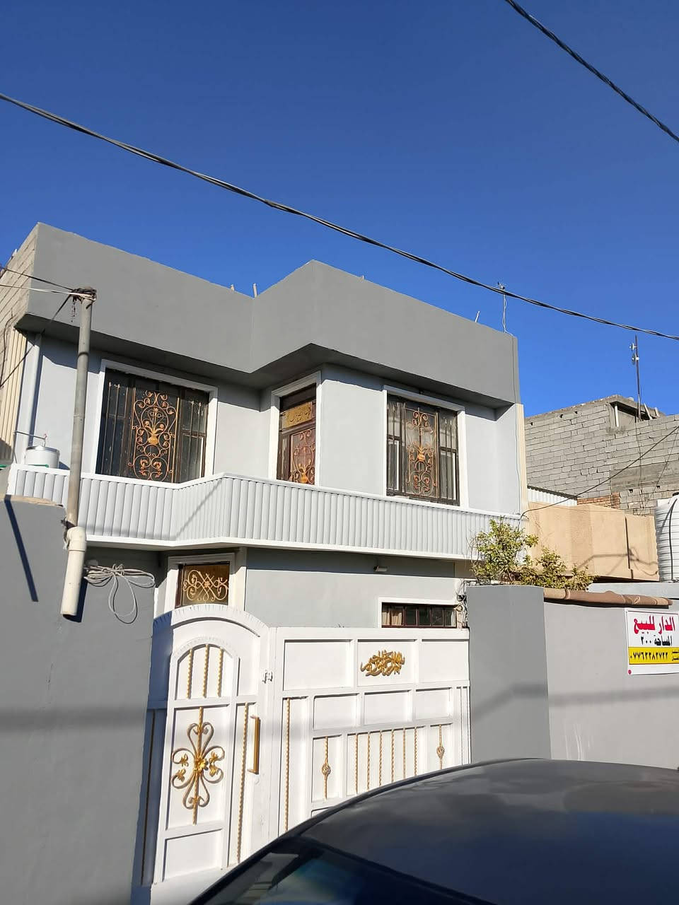 السلام عليكم لدارللبيع مساحه 200 طابو صرف البيت يتكون من طابقين الموقع بعقوبة التحرير الفلكه الاخيره قرب جامع الانفال سعر 185 بي مجال ***********
