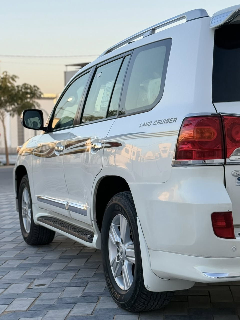 لاندكروز مديل 2013 كفاله عامة ماشيه 170 اصل محرك مامفتوح السنويه باسمي تخم تاير ياباني سياره جديده كلش العنوان نجف السعر 370 بيها مجال قليل 
الاتصال ‭ 0781 732 7009
