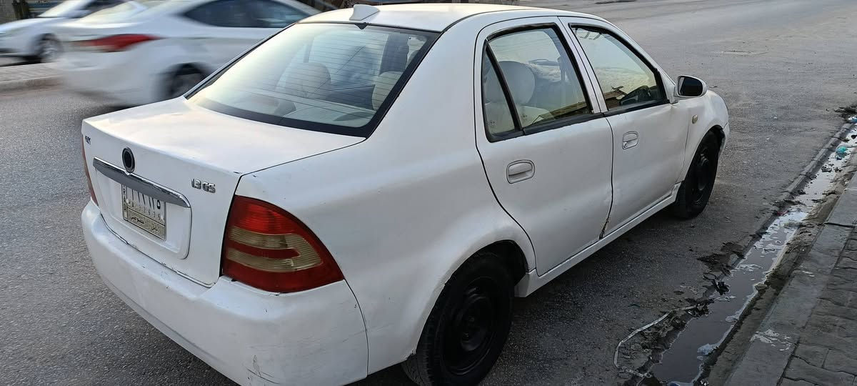 سي كي 2013 
رقم ألماني بابل
محرك وكير بلادي 1500 مثل الكورلا
لا بخار ولا صوت كير عل شرط
تبريد عايز غاز 
مكانه نجف كهربائيات جام كله شغال
السعر29 وبيه مجال شويه ***********
مكان نجف مالك نجف النجف, العراق
