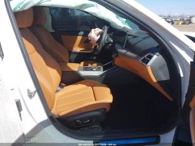 Bmw 330i دايدةنيين فرؤشتني خيراا لة   ئةمريكا سةيارةكة M بيلادية بي سبوغ ديتةوة تةنها 28 mil رؤيشتووة ناو قةيسي بيلادية سةيارةكة بة ريگاي ميرسين ديتةوة ٤٥-٥٠ رؤژ لة هـةوليرة سعري واصل هةولير 255 
بؤ زانياري زياتر :
0750 485 8947 أربيل, العراق
