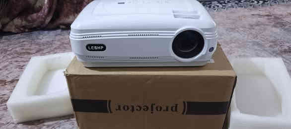 سلام عليكم داتا شو حجم الكبير
المواصفات 
1. يدعم جودة 1080 2. يعرض 6 متر 3. يربط عليه ستلايت وبلي واجهزه وماوس ولابتوب وحاسبه بنضام الاندرويد 

السعر : 65 وبي مجال للشراي 

جديد غير مستعمل رقمي *********** مكاني كربلاء حي السلام
