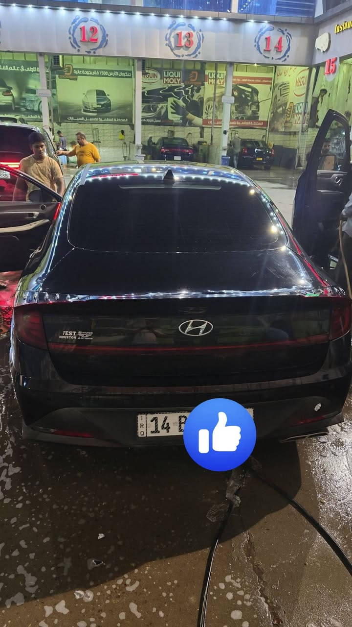 🚘 للبيع Hyundai Sonata SEL 2022 🚘
▪️ موديل: 2022
▪️ الفئة: SEL
▪️ المحرك: 2500cc GDi
▪️ اللون: أسود
▪️ وارد أمريكي
▪️ العداد: 42,000 كم (قابل للزيادة)

✨ المواصفات:
✔️ تشغيل بصمة
✔️ تشغيل عن بُعد (Remote Start)
✔️ شاشة معلومات وترفيه
✔️ كاميرا خلفية
✔️ رادار أمامي وخلفي
✔️ نظام مراقبة النقطة العمياء (Blind Spot Monitoring)
✔️ نظام المحافظة على المسار (Lane Keep Assist)
✔️ قيادة ذاتية ومساعدة السائق
✔️ مقاعد قماش بلون بيج

🔧 الملاحظات:
▪️ حادث خلفي سابق وتم تبديل الدعامية الخلفية فقط.
▪️ المحرك والجير والشاصي بحالة جيدة.
▪️ السيارة نظيفة وجاهزة للفحص والمعاينة.

💰 السعر المطلوب: 18,000 دولار قابل للتفاوض بالحدود المعقولة.

📞 للاستفسار أو المعاينة يرجى التواصل على الخاص أو الاتصال.
***********
