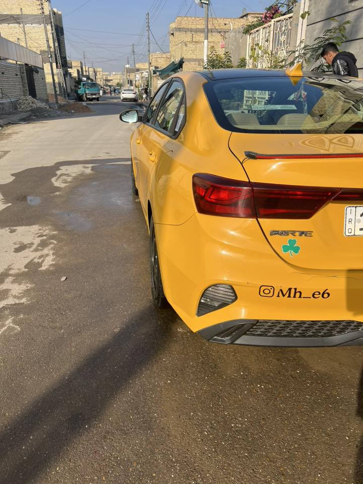 السلام عليكم كيا فورتي مديل 2024 ماشيه 11الف مرقمة بغداد خصوصي بسمي تحويل ثاني يوم سياره جديده ما ناقصها برغي وحادثها حلو سونار ويه صور للبيع أو مراوس سعر 160 وبيها مجال العنوان بغداد الحسينيه أو شعب رقم الهاتف ***********
